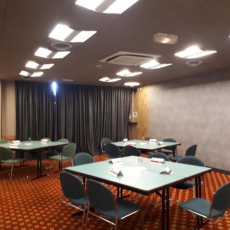 Ibis Douala Otel Dış mekan fotoğraf