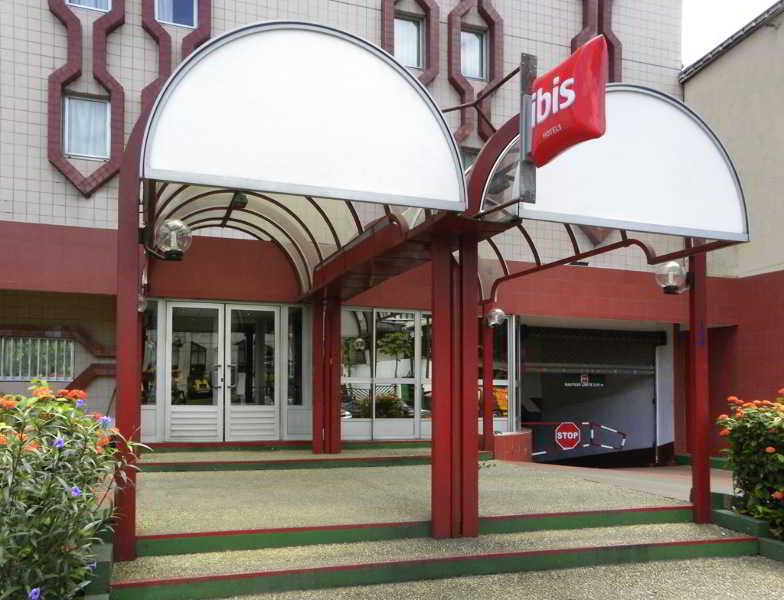 Ibis Douala Otel Dış mekan fotoğraf