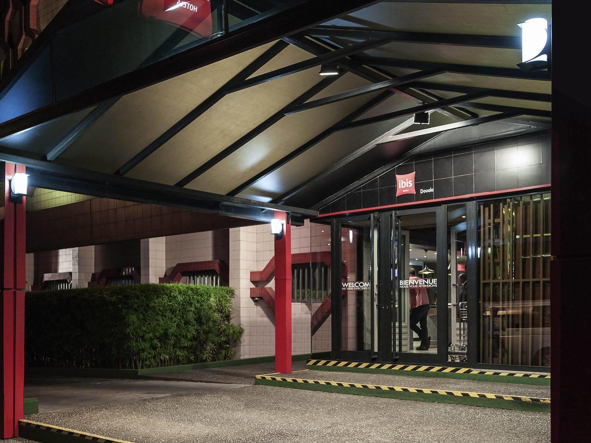 Ibis Douala Otel Dış mekan fotoğraf