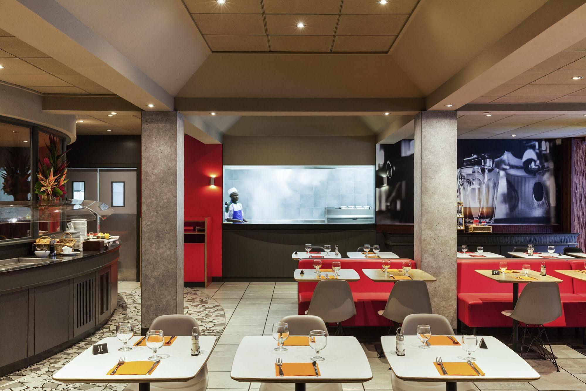 Ibis Douala Otel Dış mekan fotoğraf